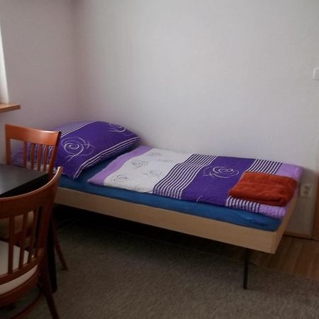 Penzion Apartmany Zlín Værelse billede